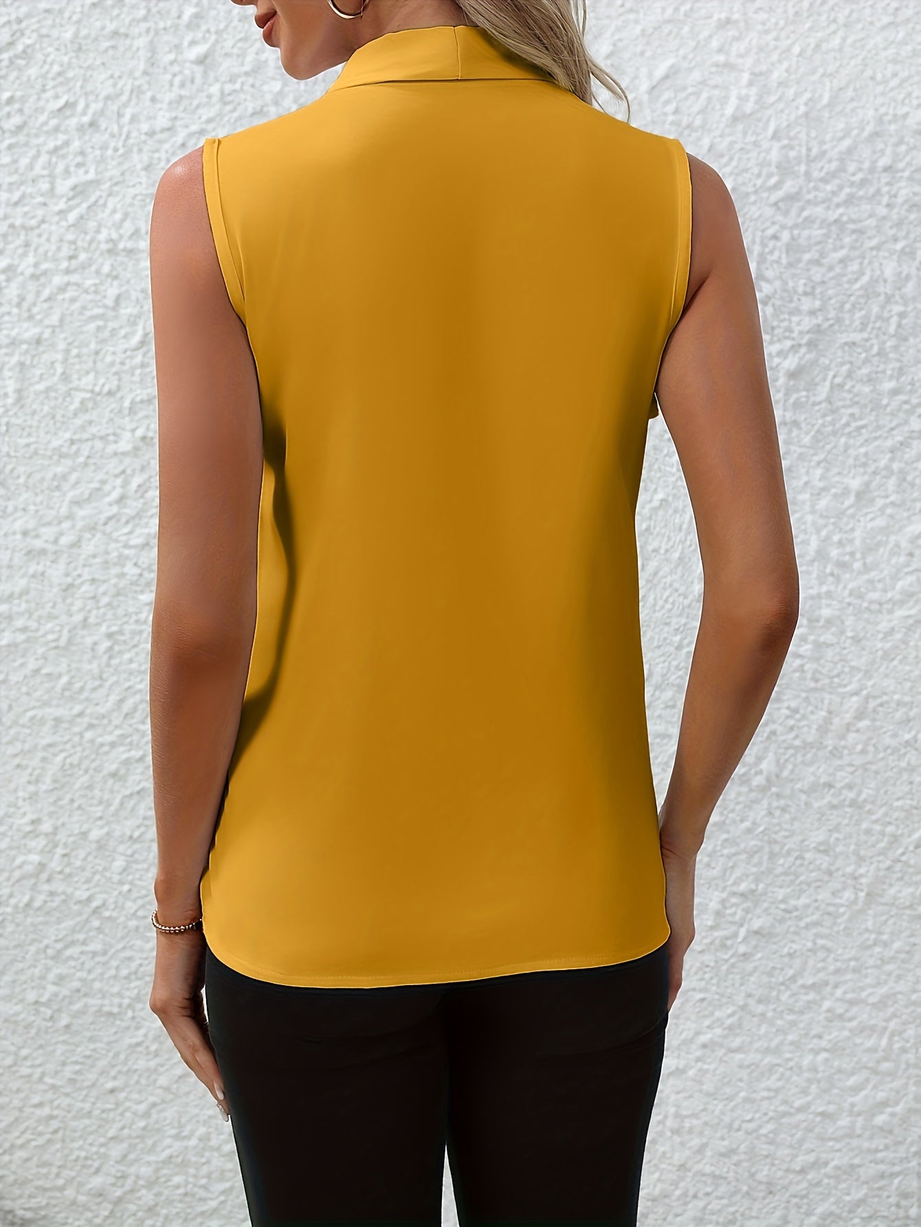 SIENNA™ | Effortless Sleeveless V-Neck Top